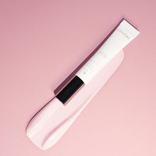 Load image into Gallery viewer, Lanore Lip Care - Anti Aging - 8g
